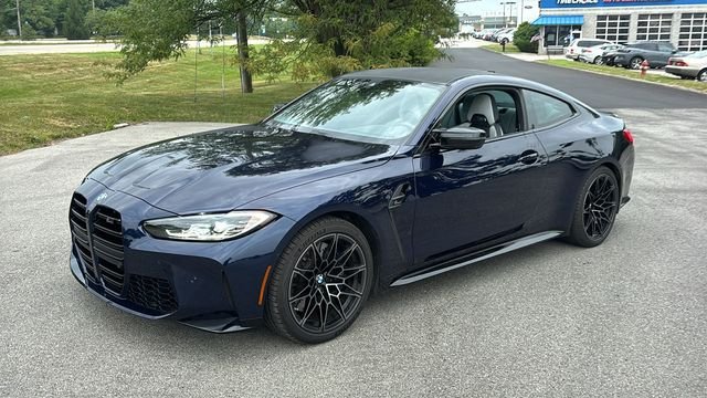 Used 2022 BMW M4 xDrive Competition w/ M Driver's Package AWD/4WD image 2