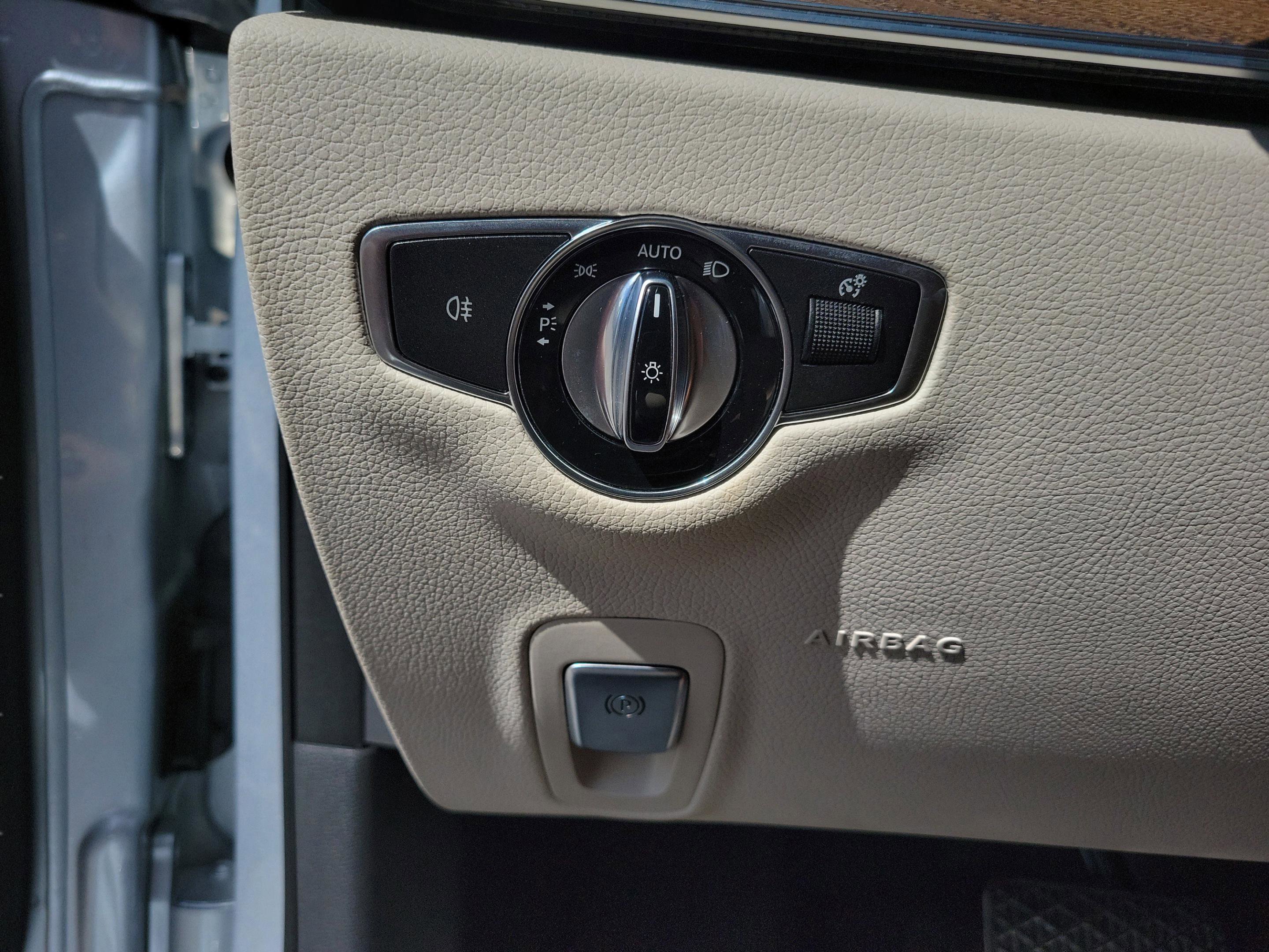 Certified 2022 Mercedes-Benz E 350 4MATIC Sedan image 18