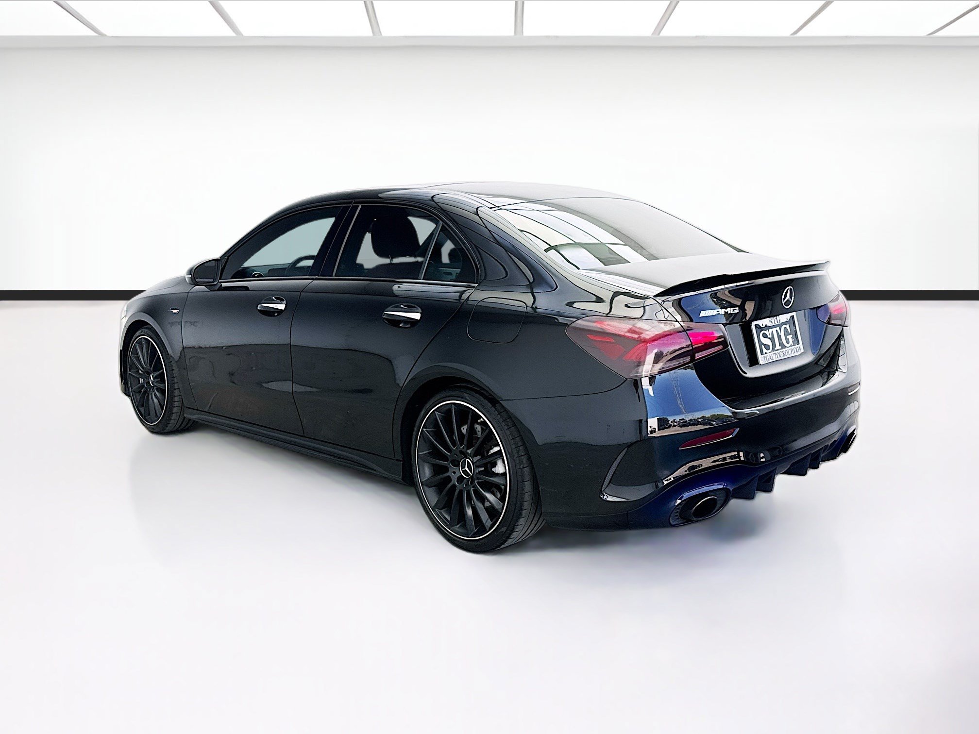Used 2021 Mercedes-Benz A 35 AMG 4MATIC image 6