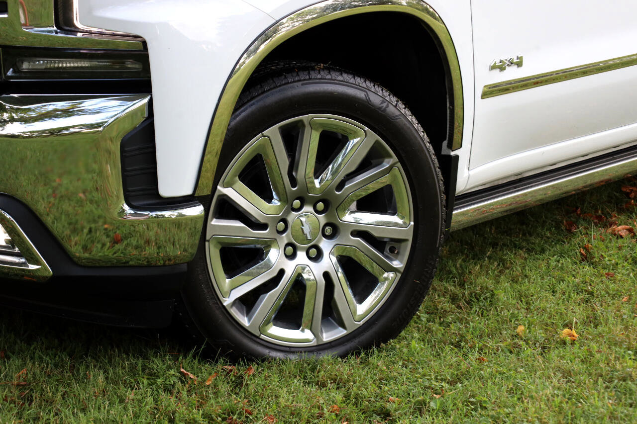 Used 2022 Chevrolet Silverado 1500 LTZ w/ LTZ Premium Package image 16
