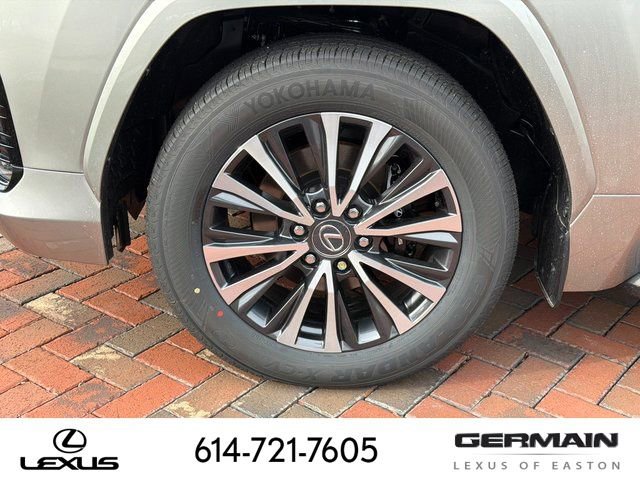 New 2026 Lexus LX 600 4WD w/ Premium Package image 14