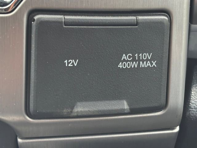 Used 2022 Ford F350 Platinum w/ FX4 Off-Road Package AWD/4WD image 7