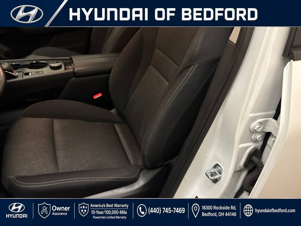 Used 2024 Nissan Rogue SV AWD/4WD image 15