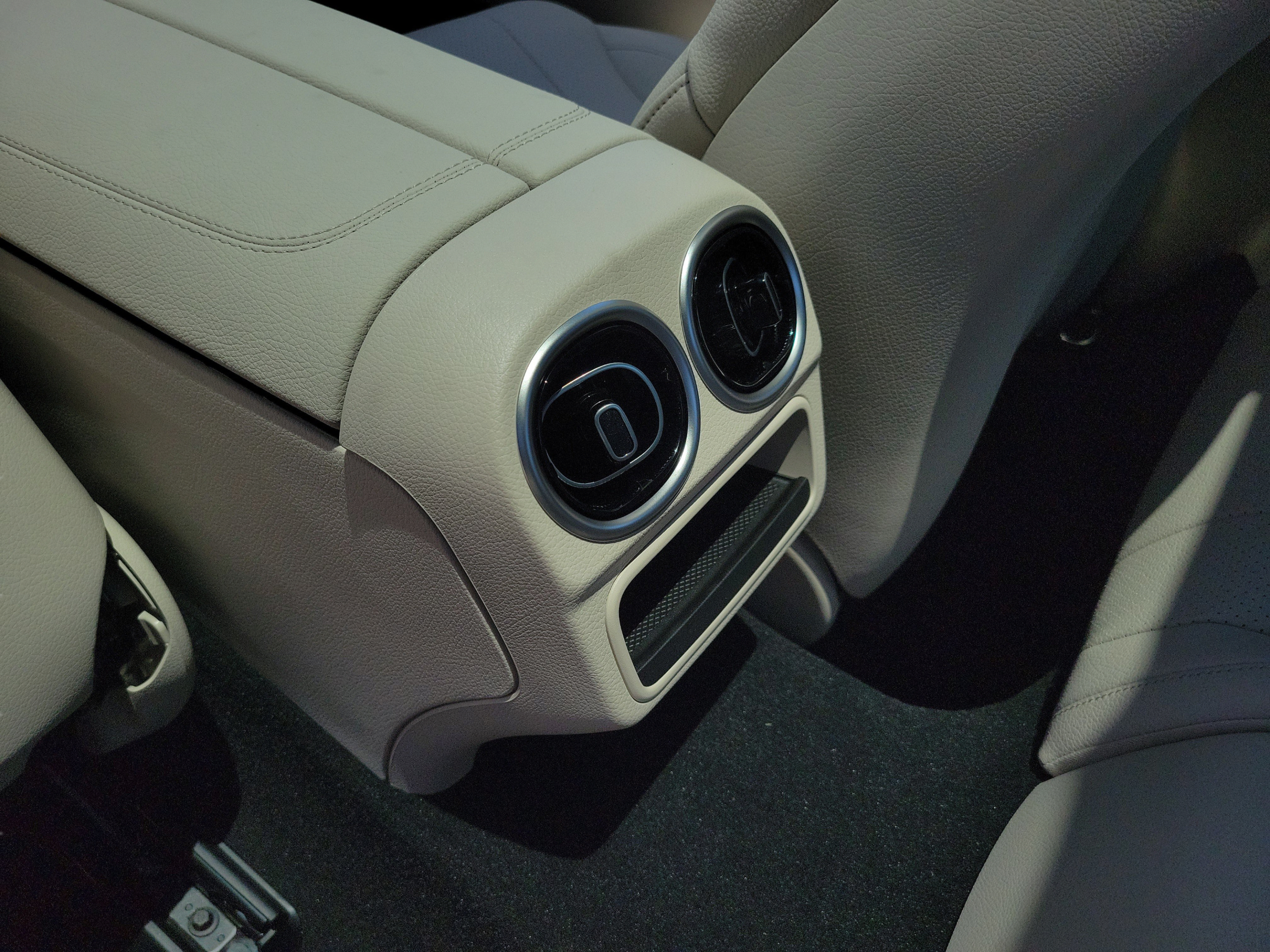 New 2026 Mercedes-Benz CLE 300 4MATIC Coupe image 12