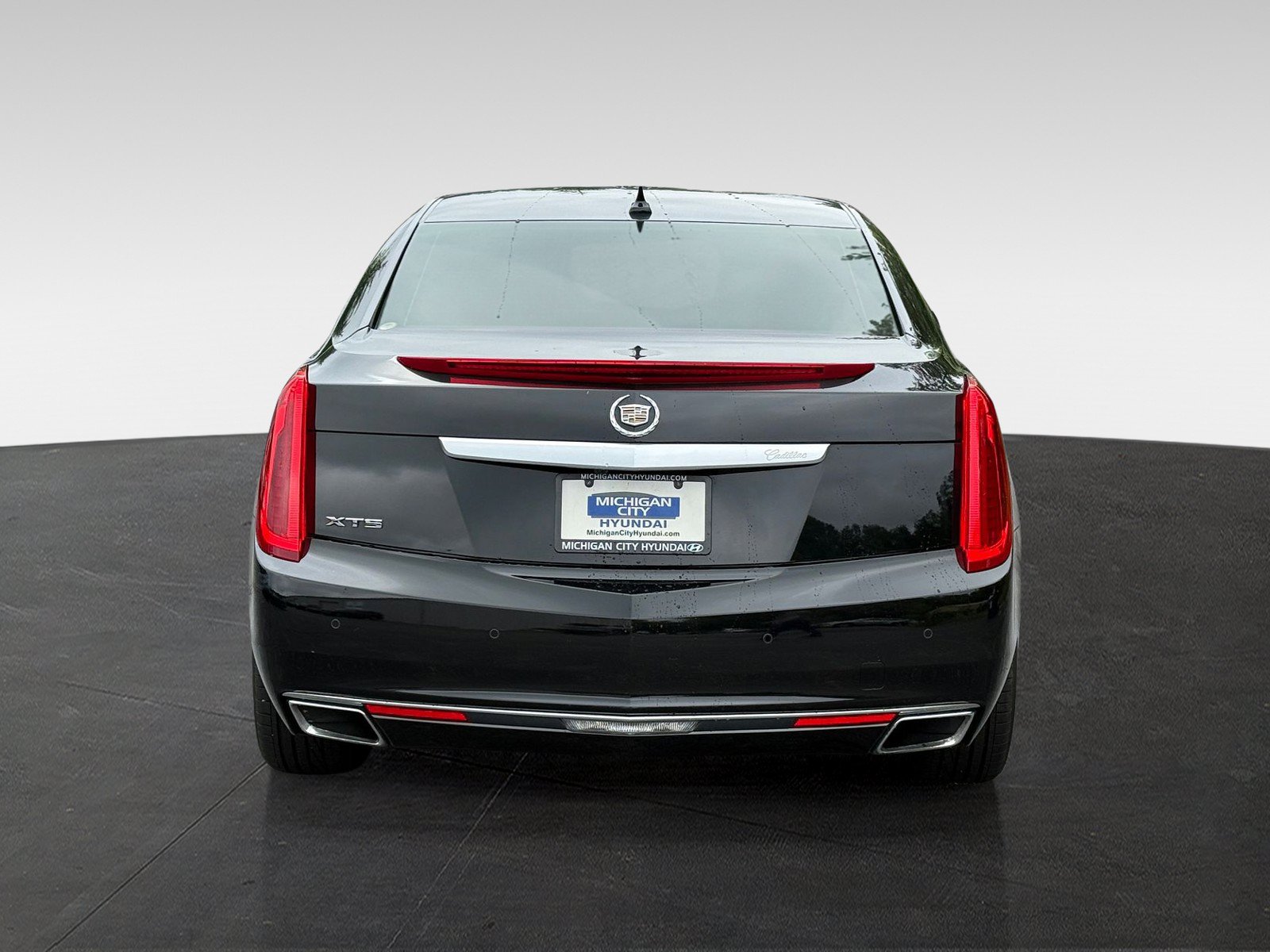 Used 2014 Cadillac XTS Luxury w/ Driver Awareness Package FWD image 6