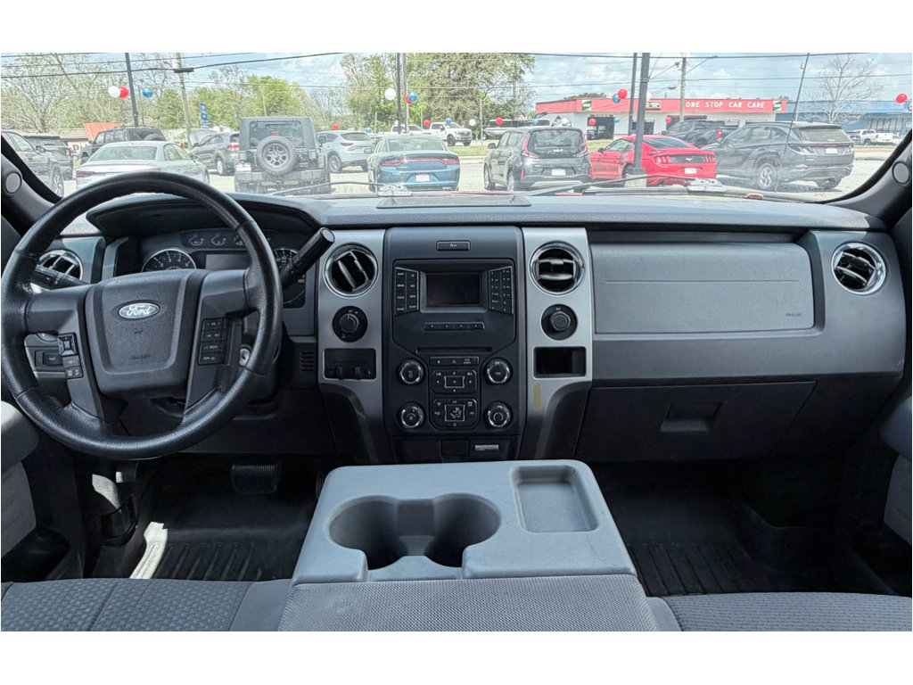 Used 2013 Ford F150 XLT w/ Luxury Equipment Group image 10