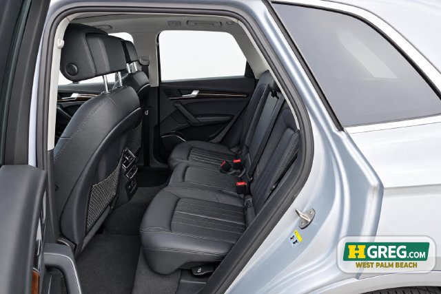 Used 2019 Chevrolet Blazer LT FWD image 12
