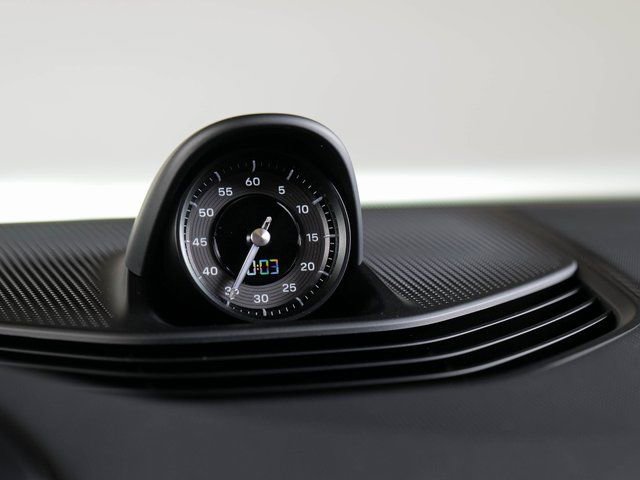 Used 2025 Porsche Taycan RWD image 20