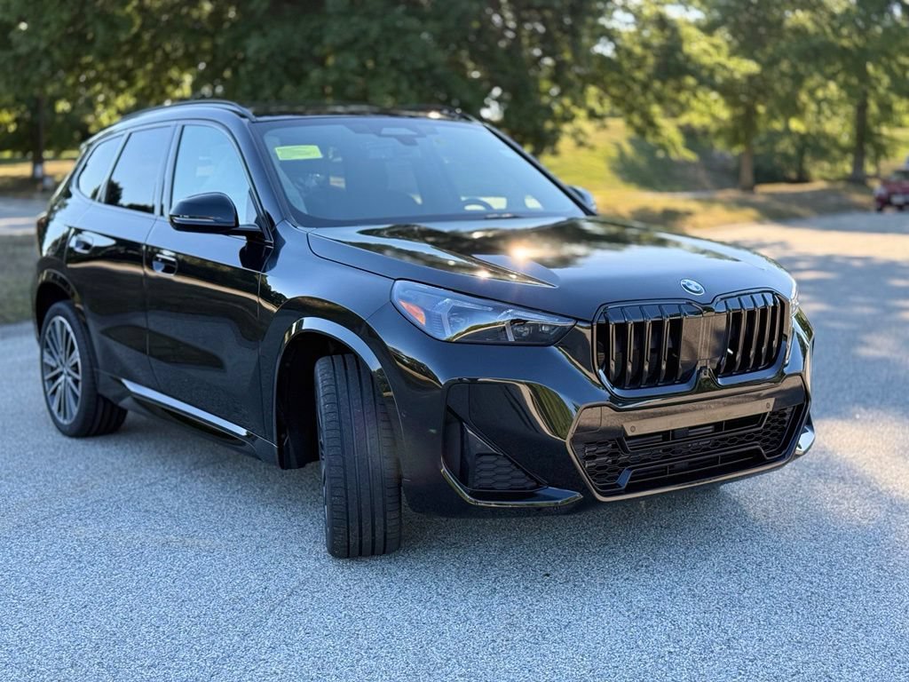 New 2027 BMW X1 xDrive28i AWD/4WD image 8