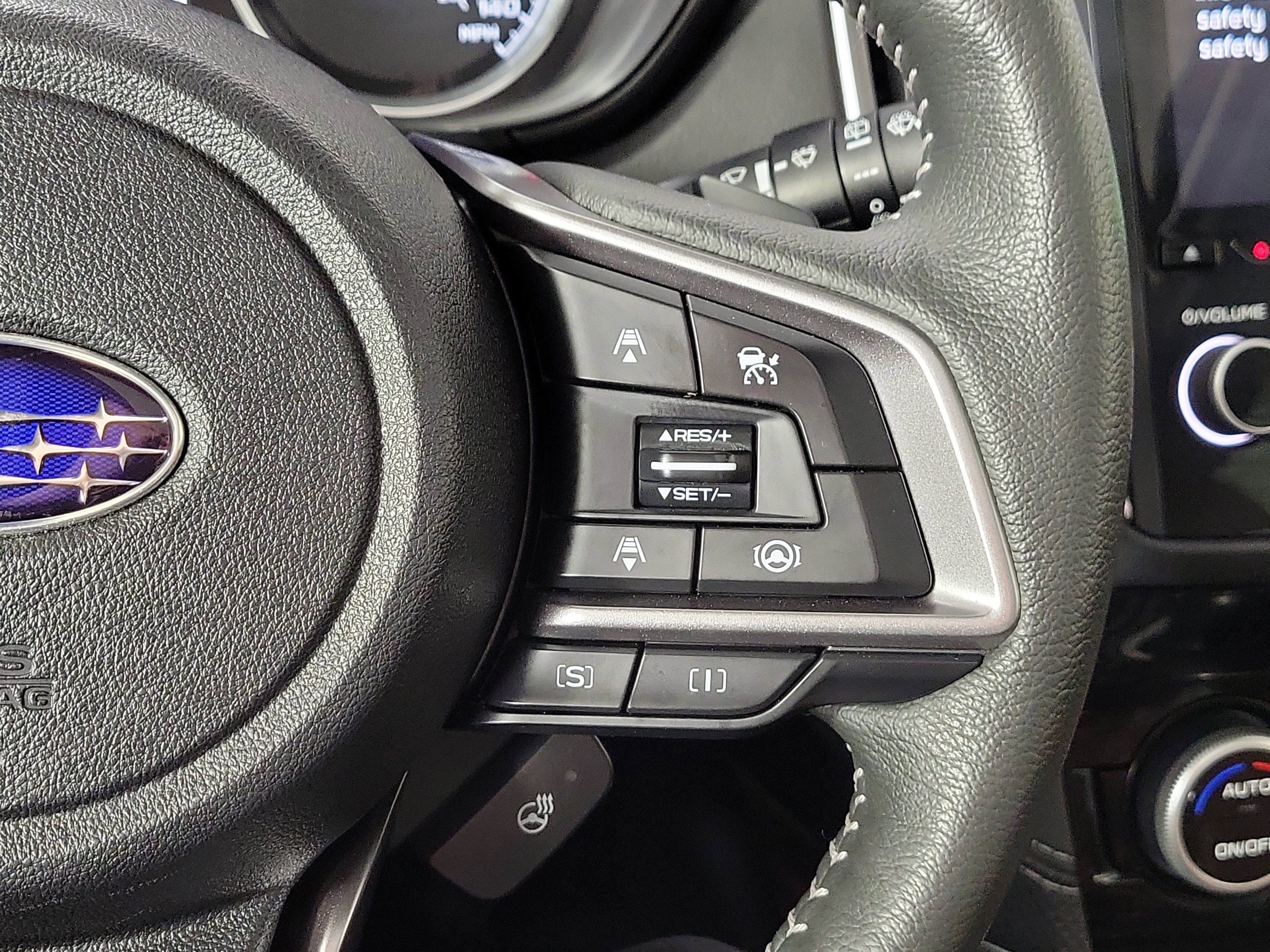 Used 2023 Subaru Forester Touring w/ Popular Package #3 image 14