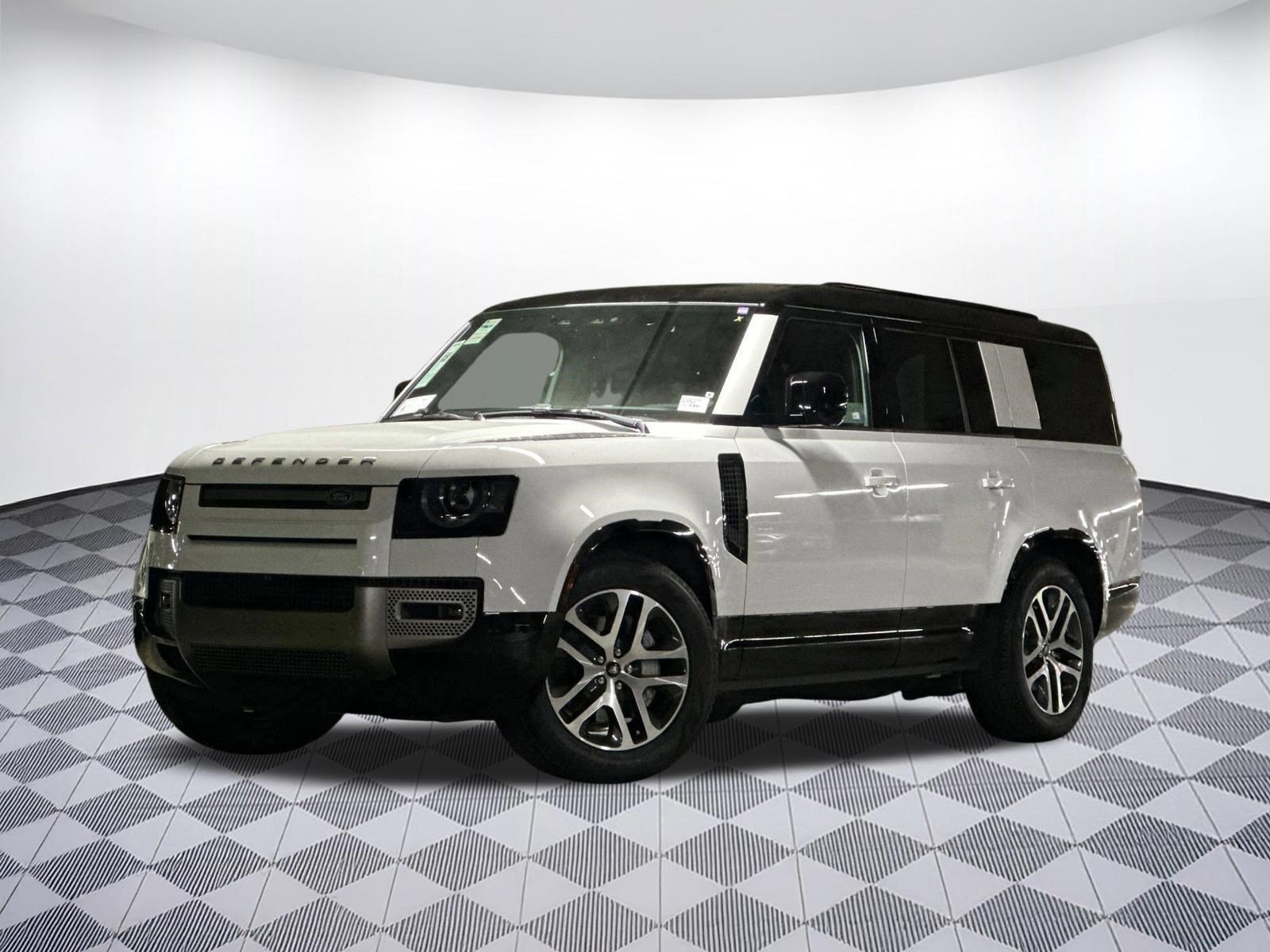 New 2025 Land Rover Defender 130 X-Dynamic SE