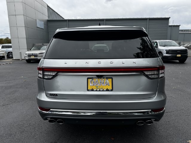 Certified 2023 Lincoln Aviator Reserve w/ Elements Package Plus AWD/4WD image 6