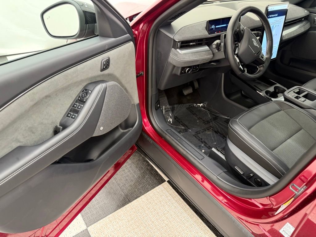 New 2025 Ford Mustang Mach-E GT w/ Interior Protection Package image 31