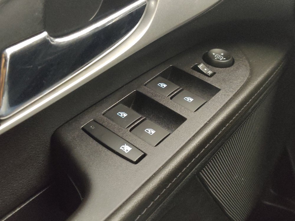 Used 2016 Chevrolet Equinox LT w/ Convenience Package FWD image 27