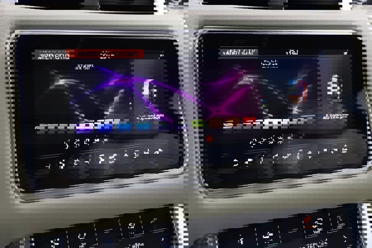 Used 2021 Land Rover Range Rover Sport HSE Silver Edition image 40