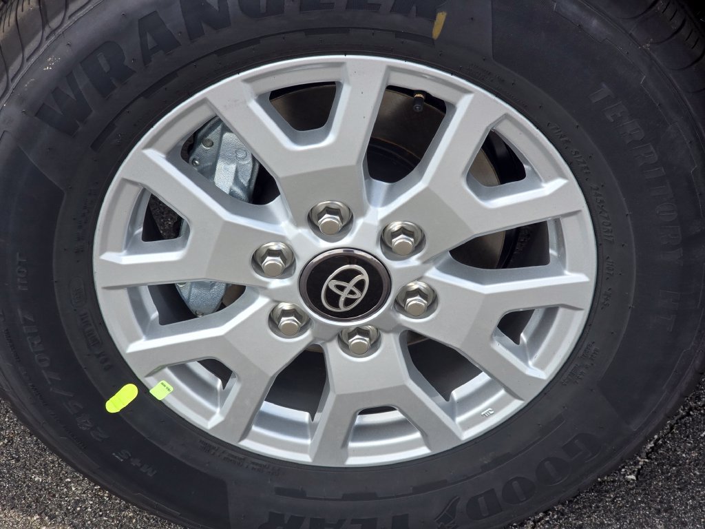 New 2026 Toyota Tacoma SR5 AWD/4WD image 10