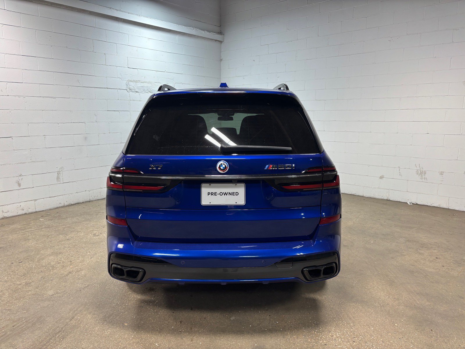 Used 2023 BMW X7 M60i w/ Executive Package AWD/4WD image 8