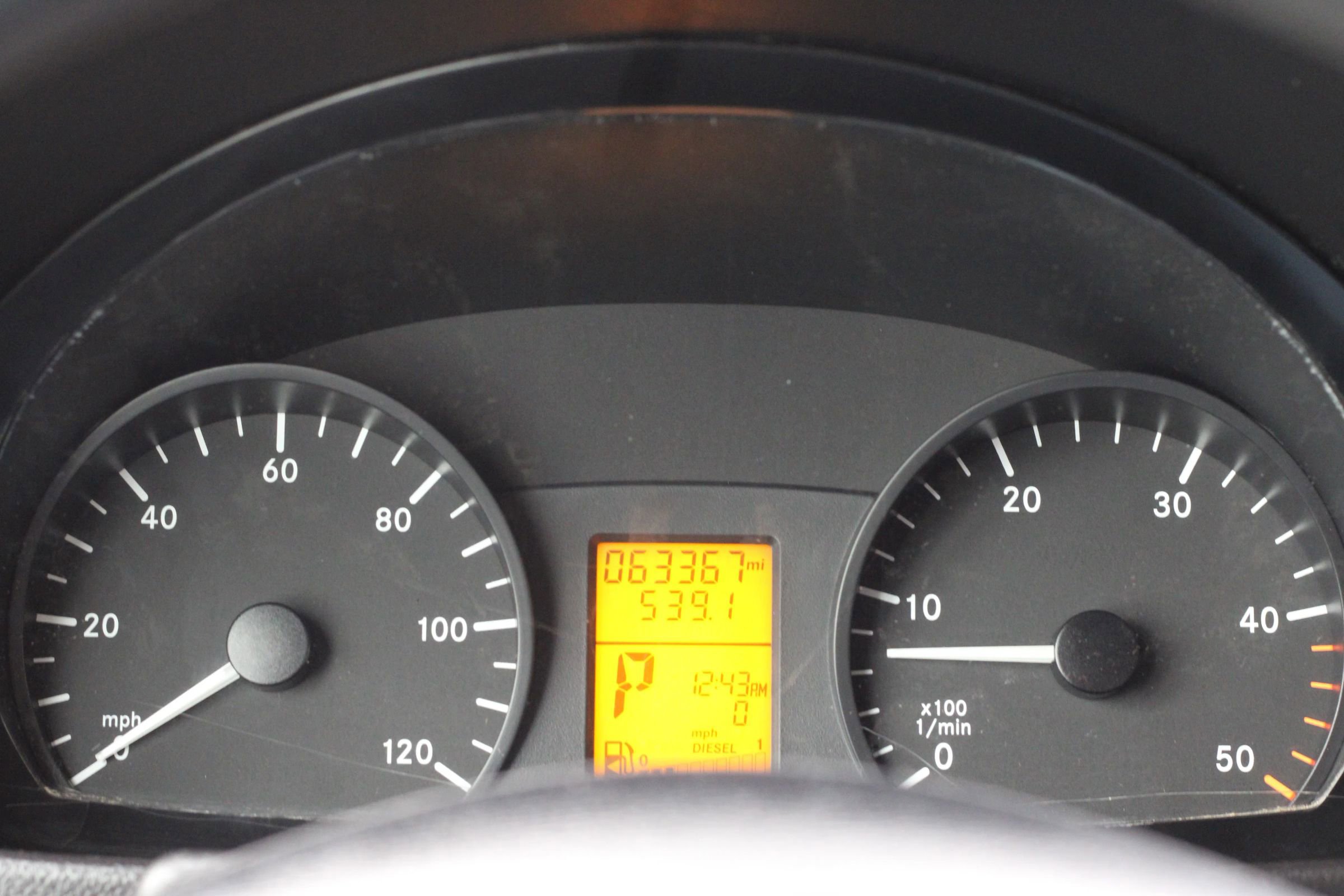 Used 2018 Mercedes-Benz Sprinter 2500 image 14