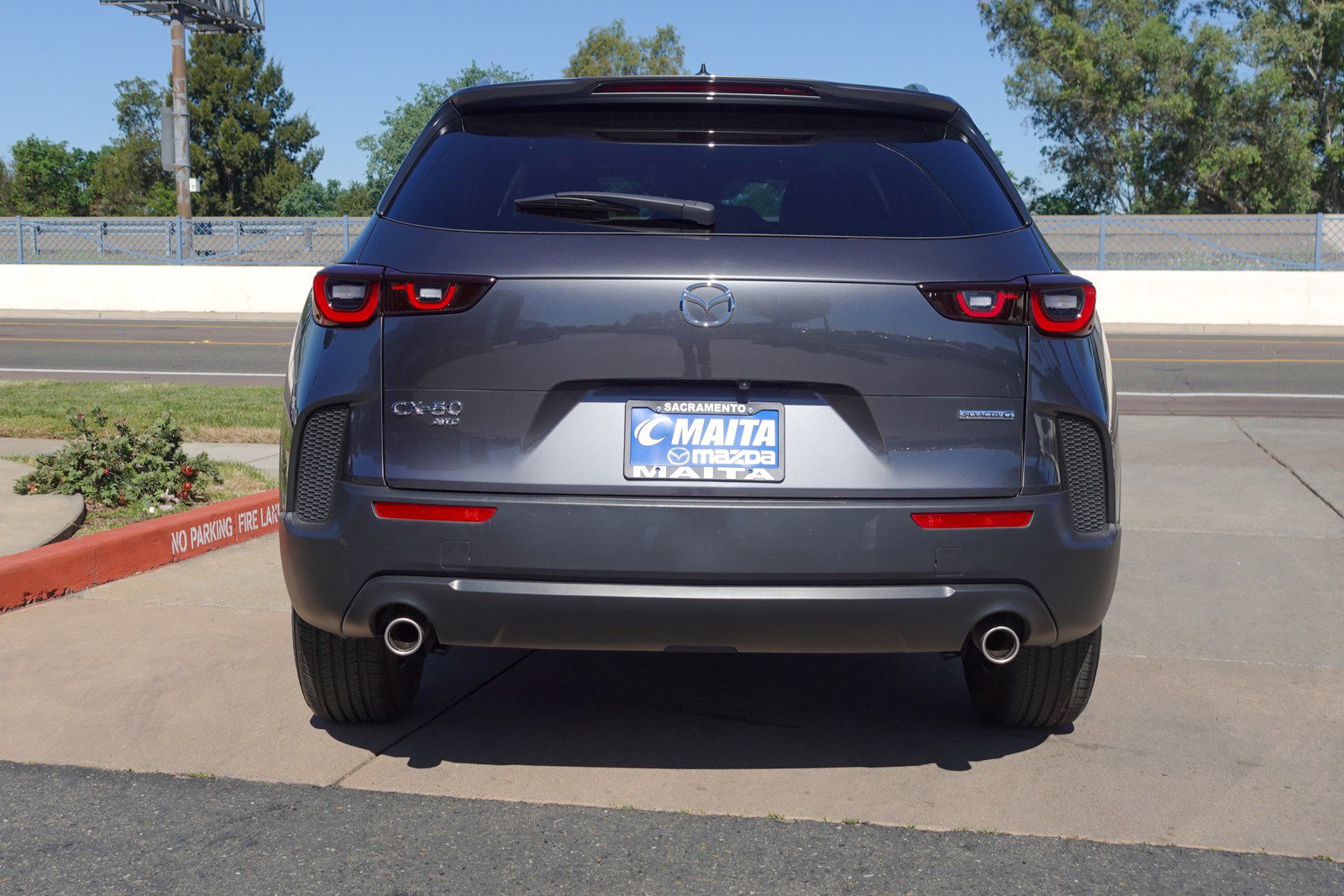 Used 2025 MAZDA CX-50 AWD 2.5 S w/ Premium Package image 6