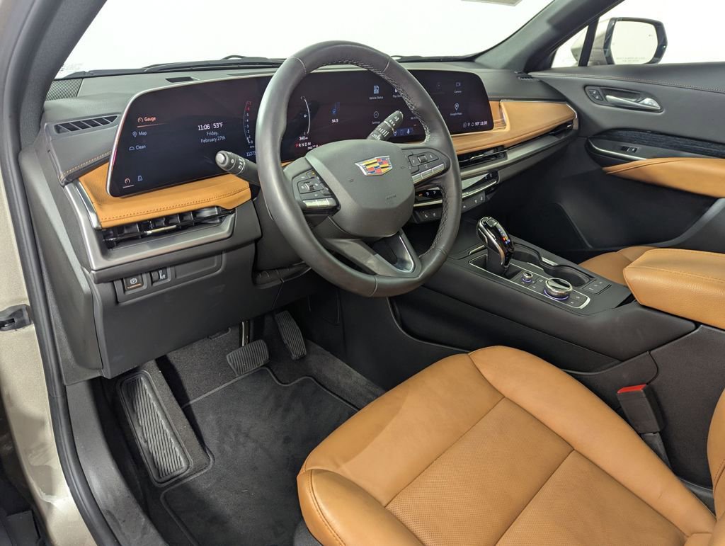 Used 2025 Cadillac XT4 Premium Luxury image 20