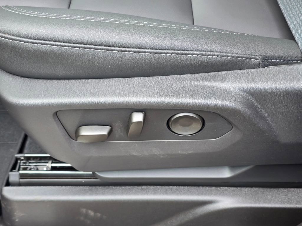 New 2026 Chevrolet Suburban Z71 image 27