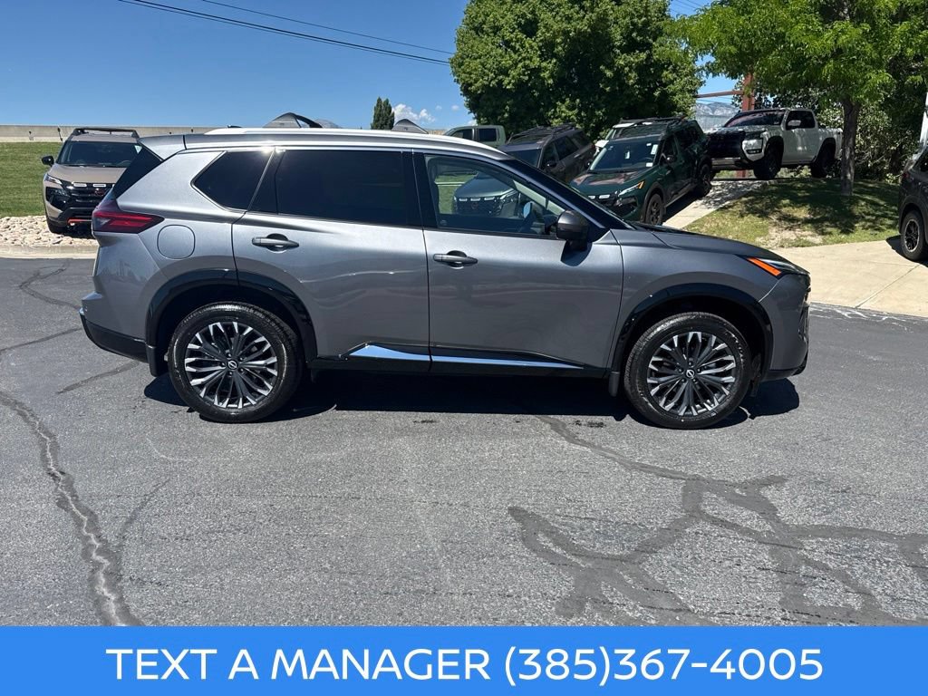 New 2026 Nissan Rogue Platinum AWD/4WD image 2