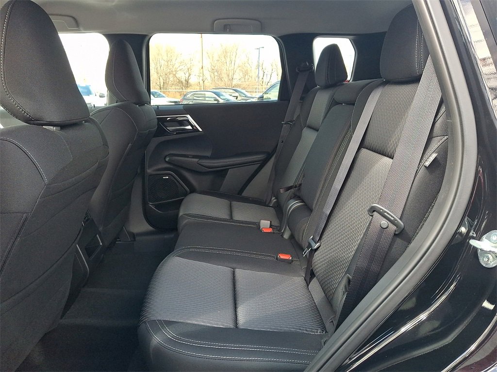 New 2026 Mitsubishi Outlander ES image 6