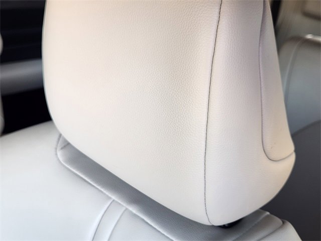 Used 2024 Toyota Grand Highlander XLE image 11