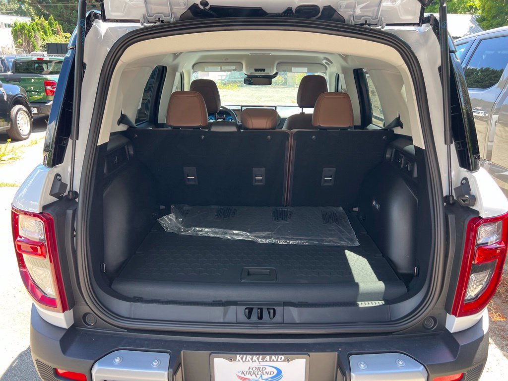 New 2026 Ford Bronco Sport Outer Banks w/ Sasquatch Outer Banks Package AWD/4WD image 9