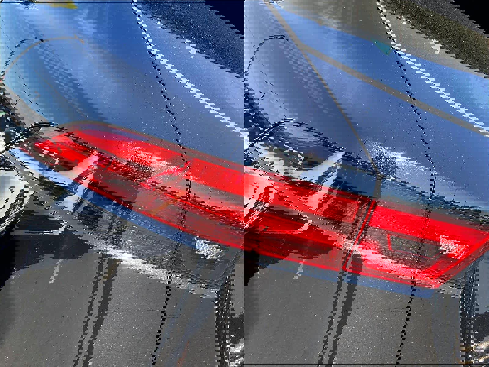 Used 2024 Jaguar E-PACE R-Dynamic SE image 30