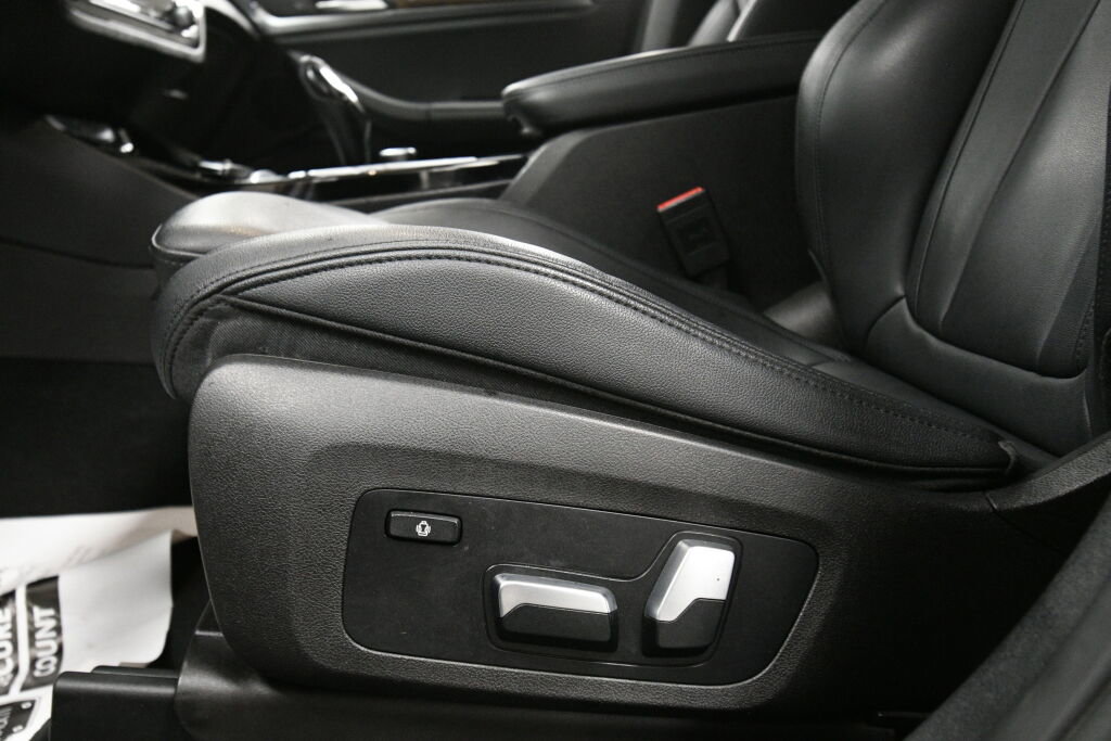 Used 2018 BMW X3 xDrive30i image 11