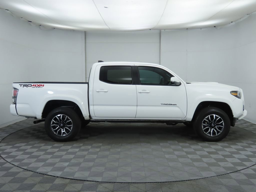 Used 2023 Toyota Tacoma TRD Sport w/ TRD Premium Sport Package image 4