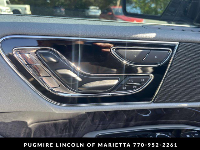 Used 2021 Lincoln Navigator Reserve RWD image 27