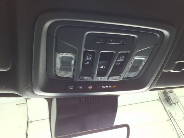 Used 2026 Chevrolet Silverado 2500 High Country w/ High Country Premium Package AWD/4WD image 30