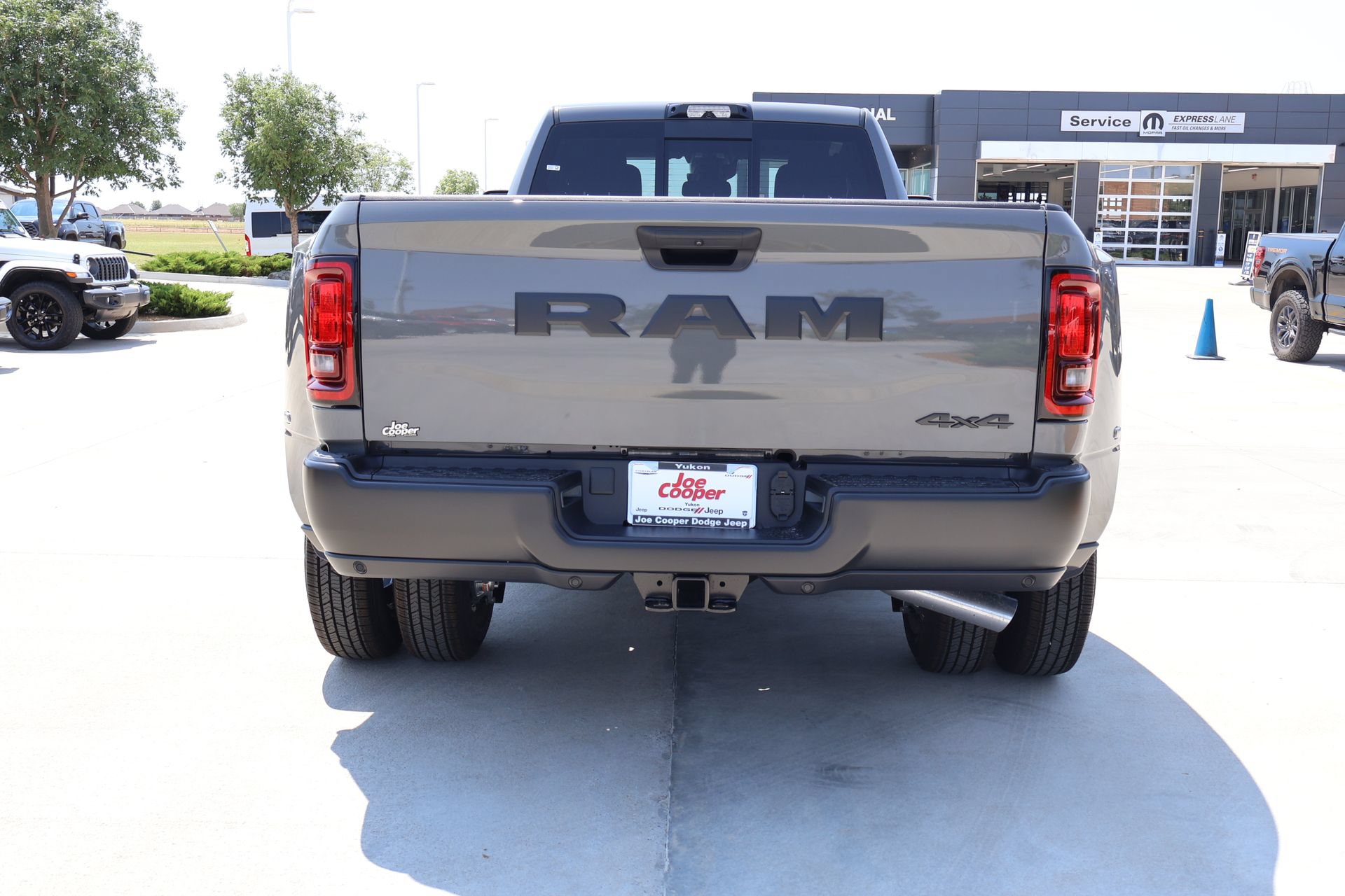 New 2026 RAM 3500 Tradesman AWD/4WD image 21