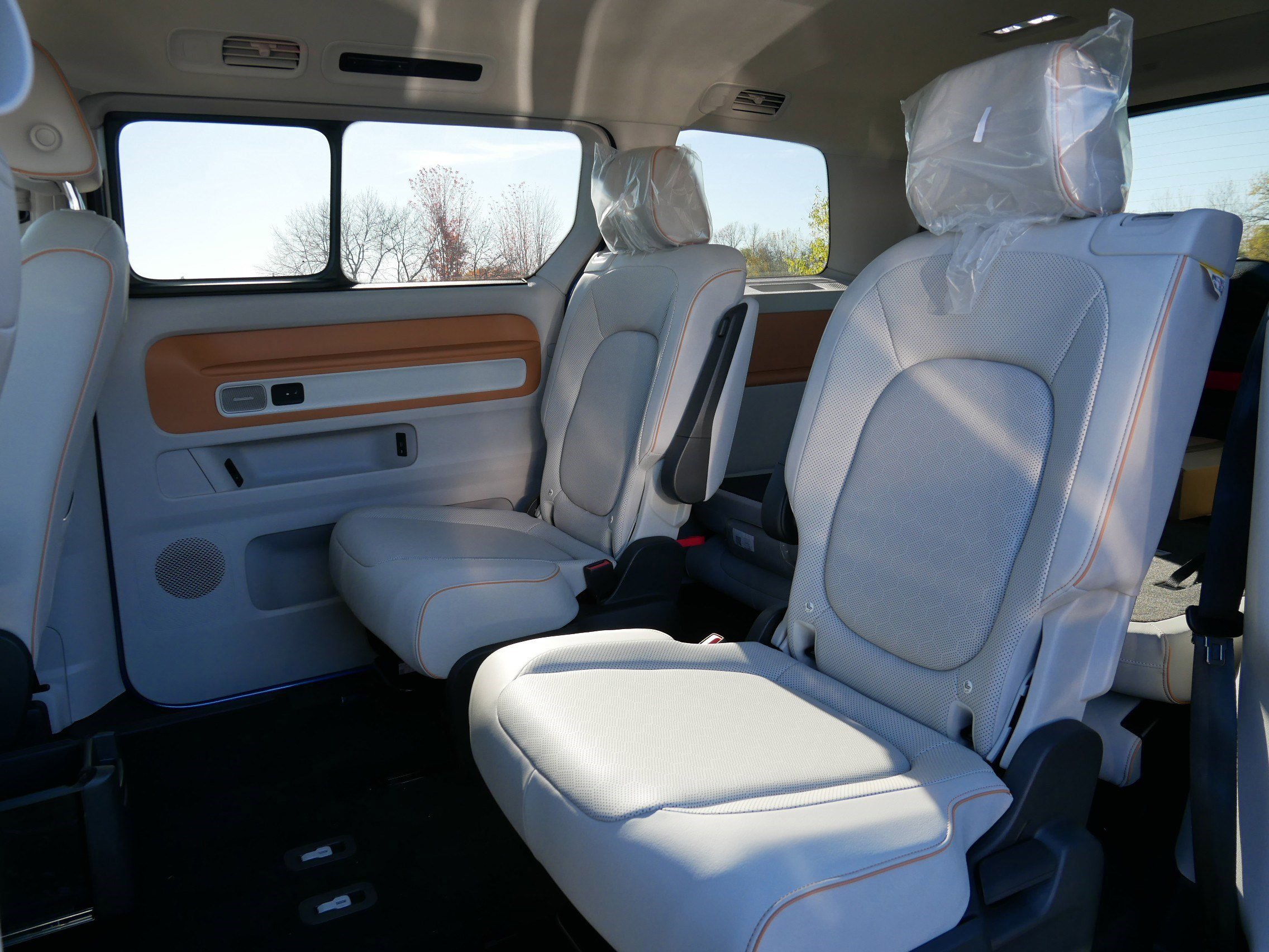 New 2025 Volkswagen ID. Buzz Pro S Plus image 6