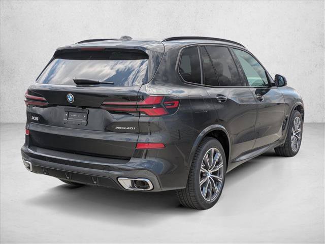 New 2026 BMW X5 xDrive40i w/ M Sport Package AWD/4WD image 2