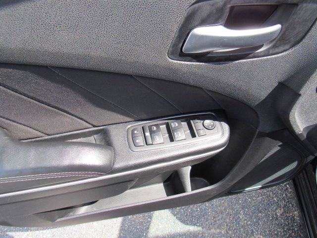 Used 2023 Dodge Charger SXT RWD image 32