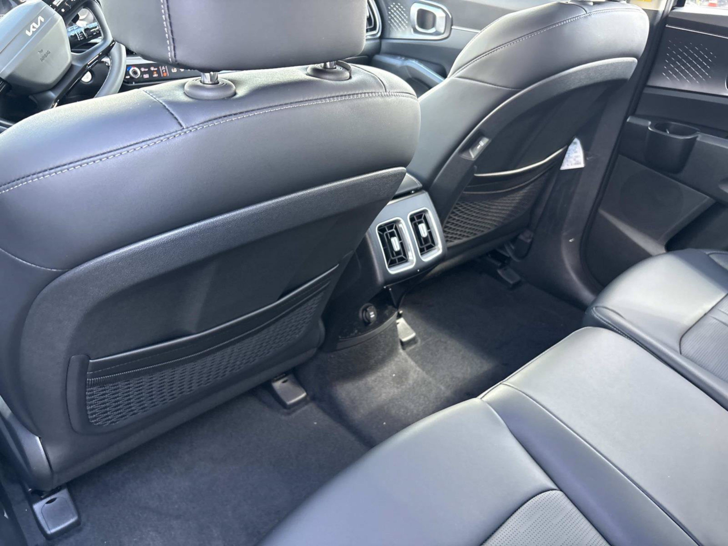 New 2026 Kia Sorento EX FWD image 14