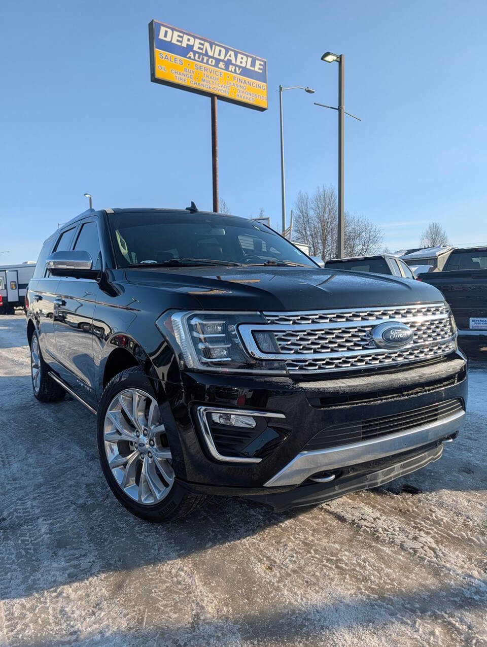 Used 2018 Ford Expedition Platinum AWD/4WD image 1