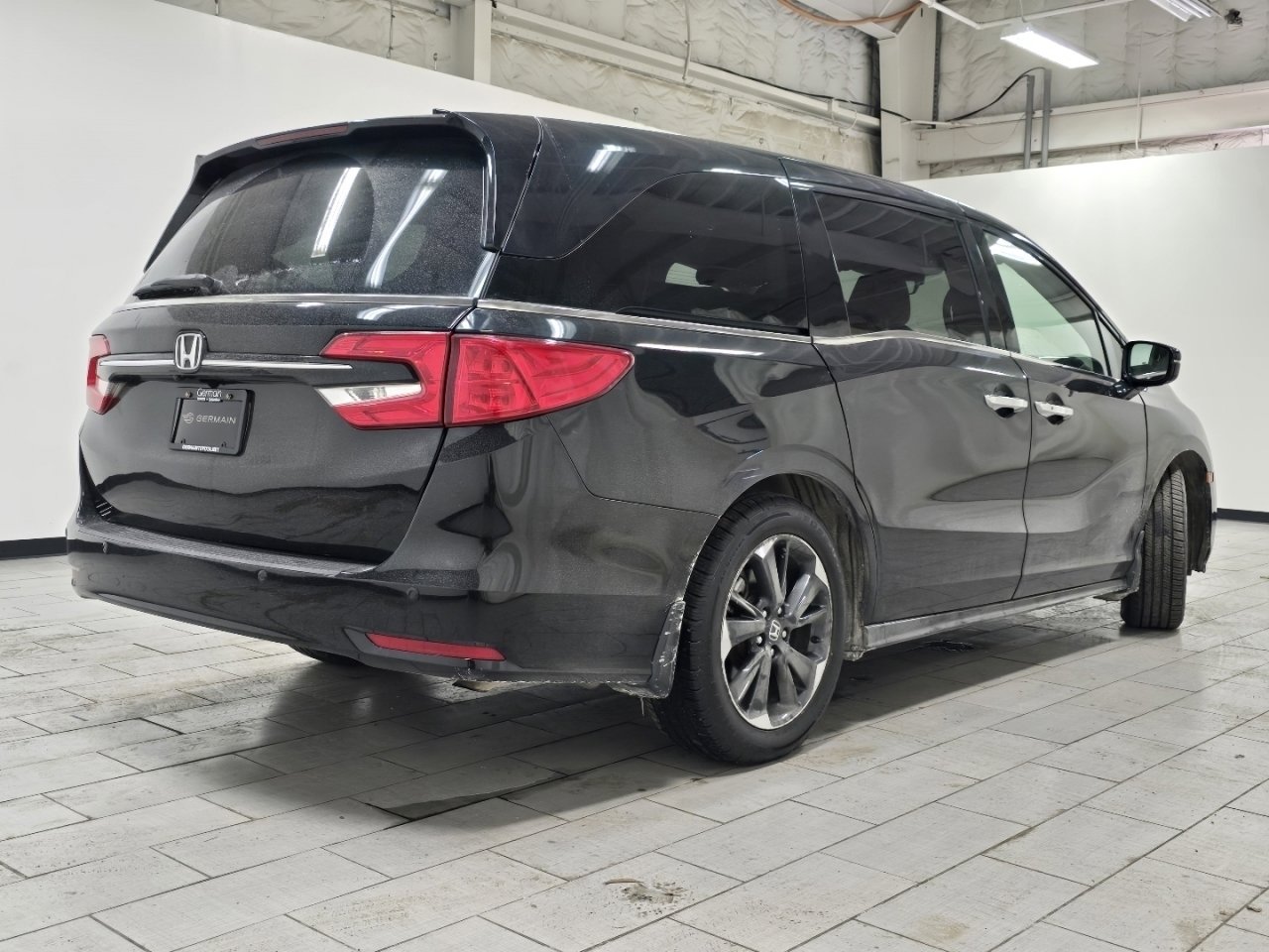 Used 2023 Honda Odyssey Elite image 19