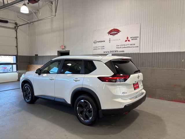 New 2026 Nissan Rogue SV image 9