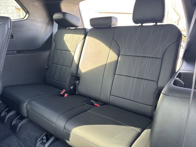 New 2026 Buick Enclave Avenir w/ Super Cruise Package FWD image 24