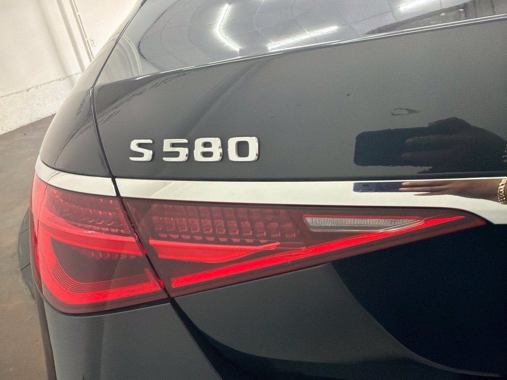 Used 2021 Mercedes-Benz S 580 4MATIC Sedan image 12