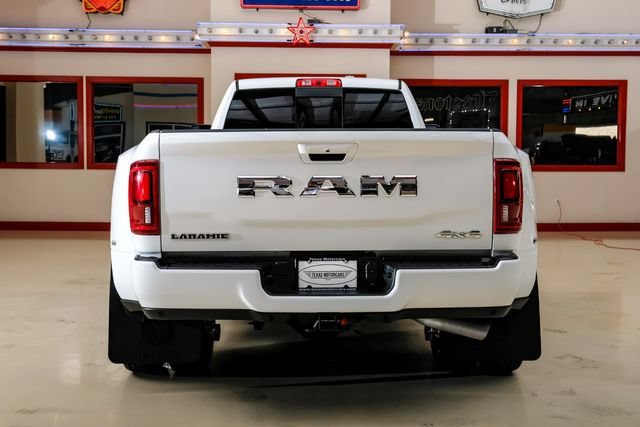 Used 2026 RAM 3500 Laramie AWD/4WD image 11