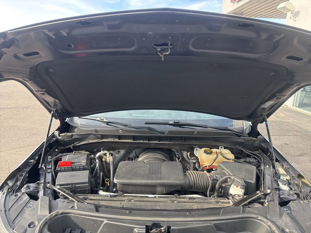 Used 2022 Chevrolet Suburban Z71 w/ Luxury Package image 36