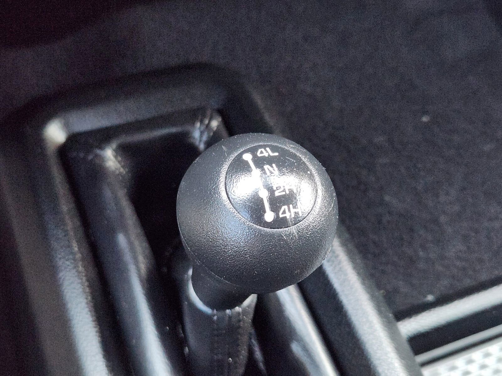 Used 2024 RAM 2500 Tradesman w/ Chrome Appearance Group image 21