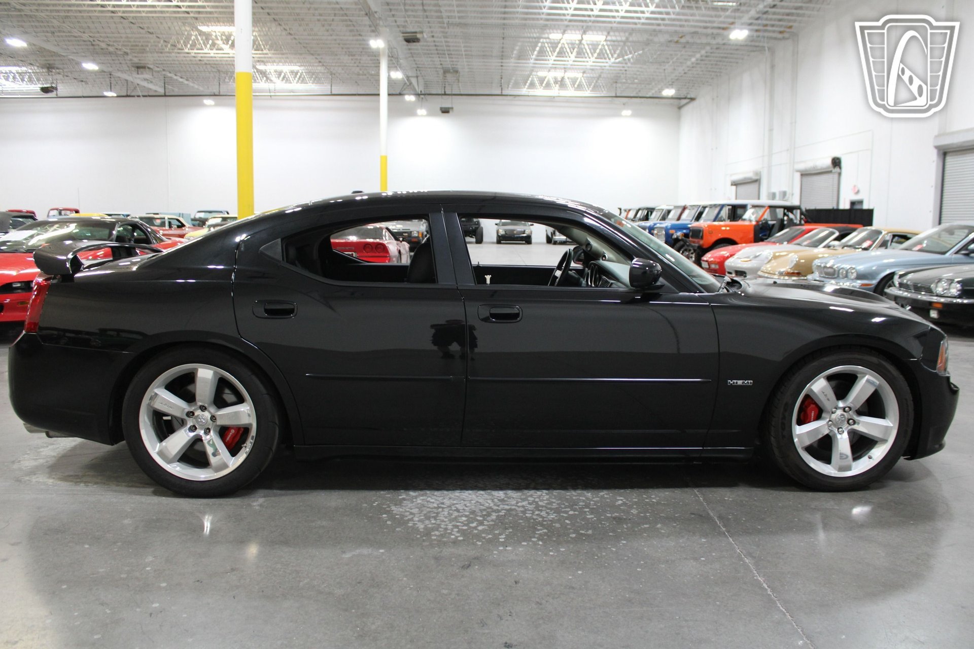 Used 2006 Dodge Charger SRT8 w/ SRT Option Group III RWD image 19