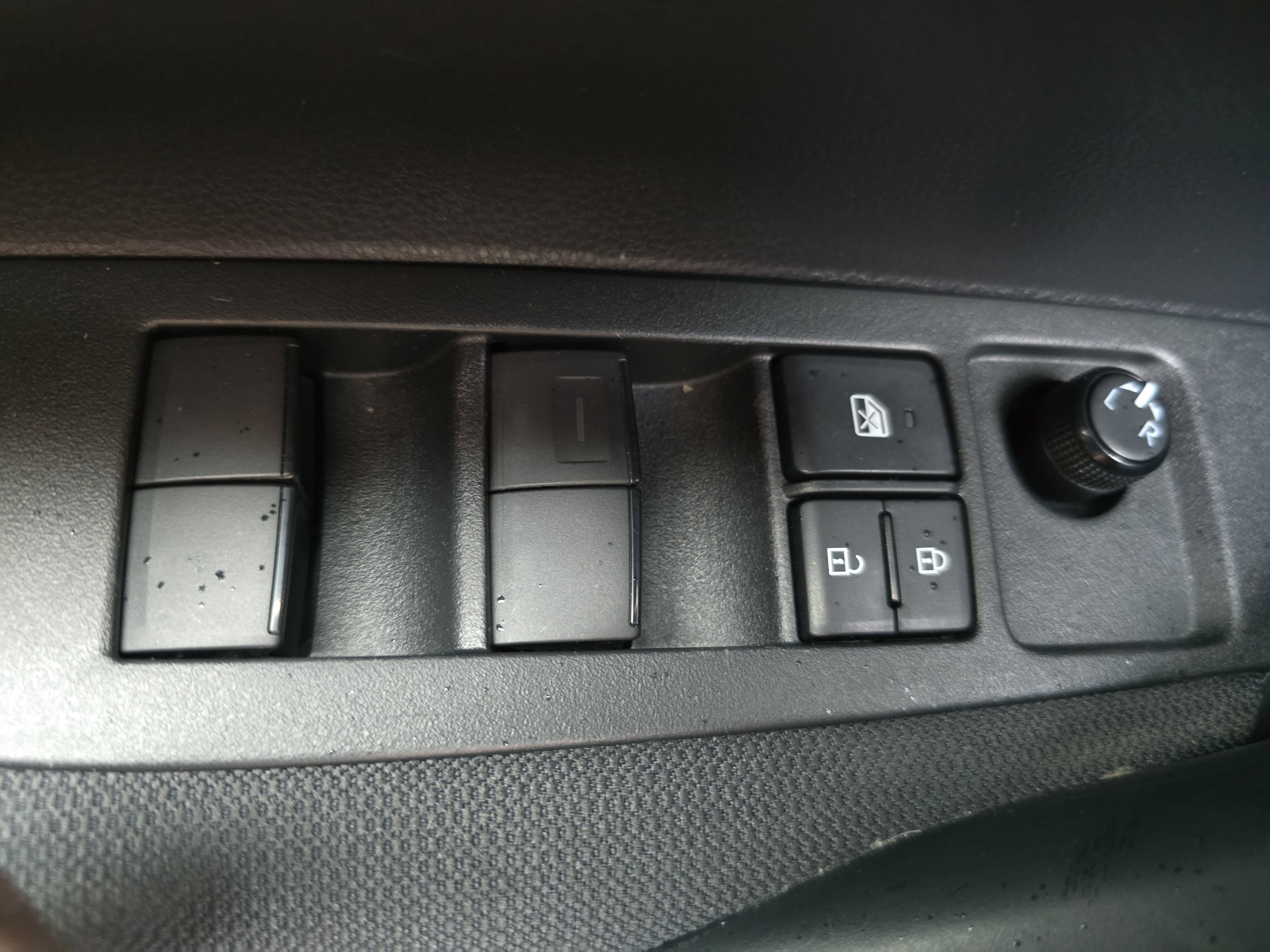 Used 2024 Toyota Corolla LE FWD image 29