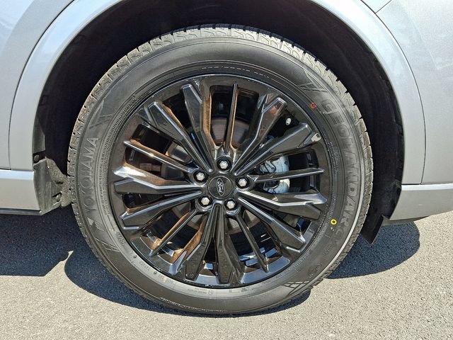 Certified 2023 Ford Escape ST-Line Elite AWD/4WD image 9